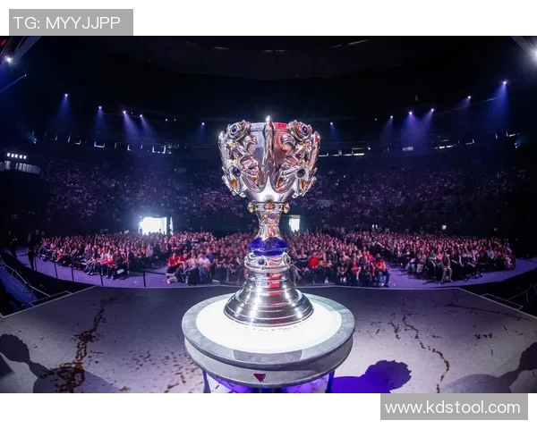 深入分析FPX在S15电竞总决赛中的快攻战术与战略布局 深入分析FPX在S15电竞总决赛中的快攻战术与战略布局