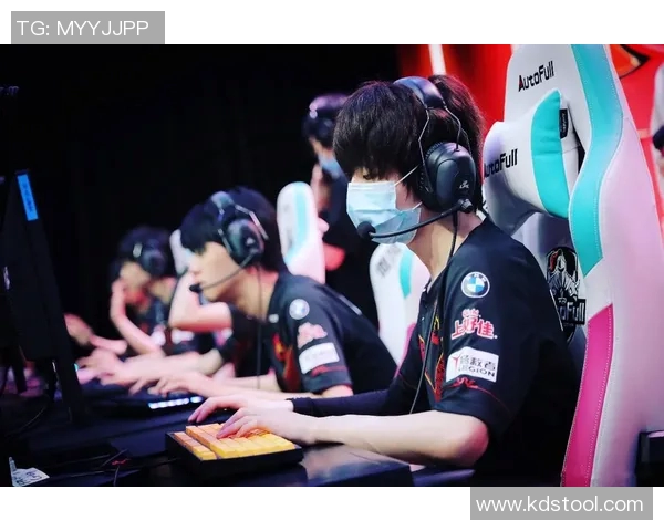 esports最新数据电竞比分全明星赛中FPX战队技术表现深度解析与点评 esports最新数据电竞比分全明星赛中FPX战队技术表现深度解析与点评